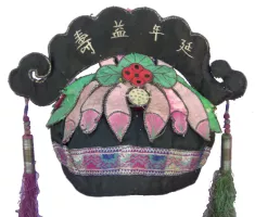 371 Lotus Flower Bai Minority Hat