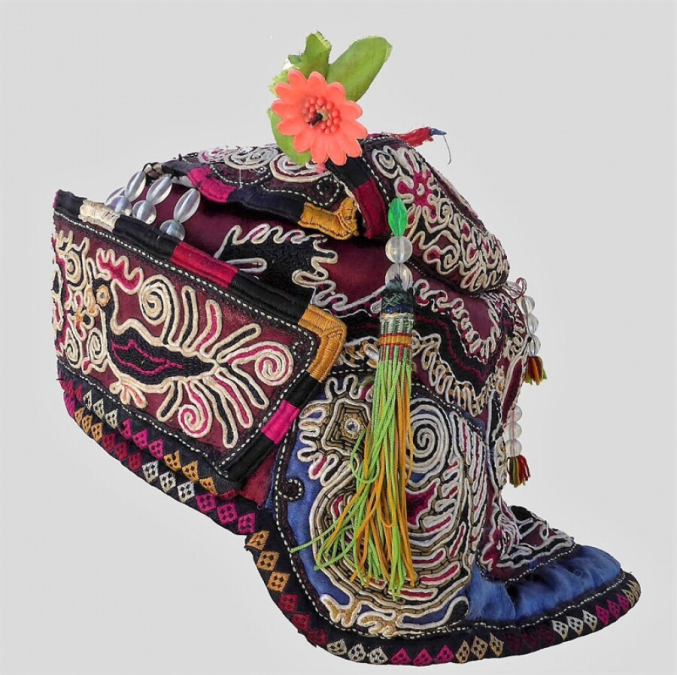 613 Geyi Miao Girl's Festival Hat