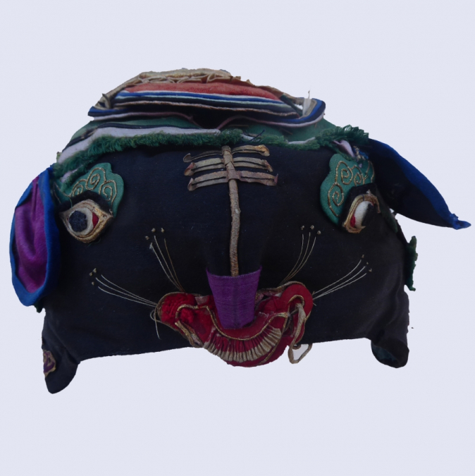 690 Green & Black Double Tiger Silk Hat with “Kitty”